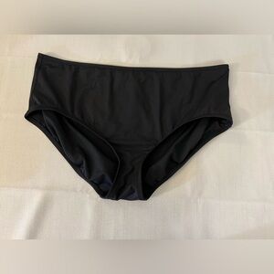 Beach House black swim bottom, size 20W